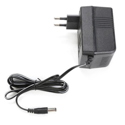 Зарядное устройство 12V к акккумул.машинам